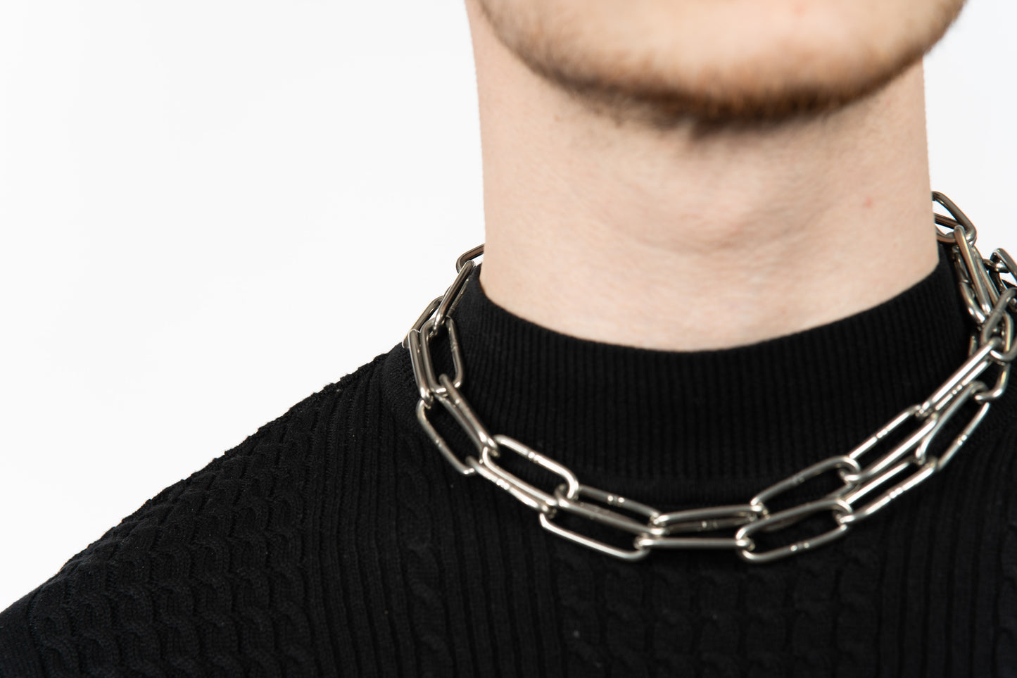 #01 CHAIN